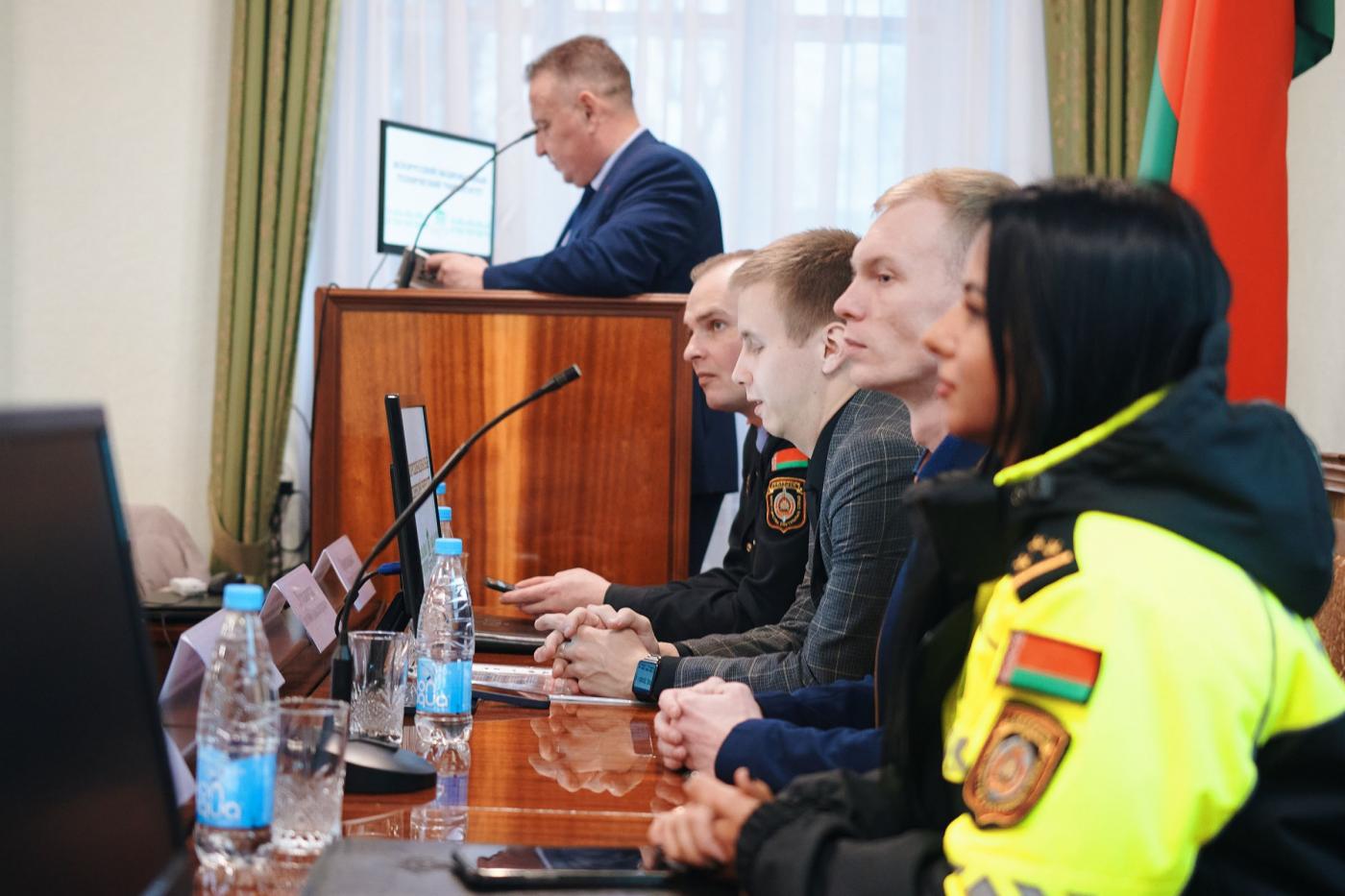Диалоговая площадка «Профилактика правонарушений в молодежной среде» прошла в БНТУ